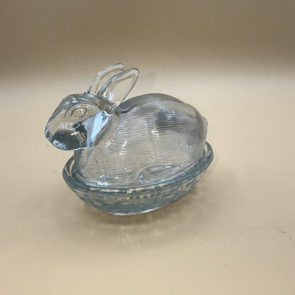 Vintage LE SMITH Glass Bunny Rabbit Covered Candy Dish 4.5" Blue Easter